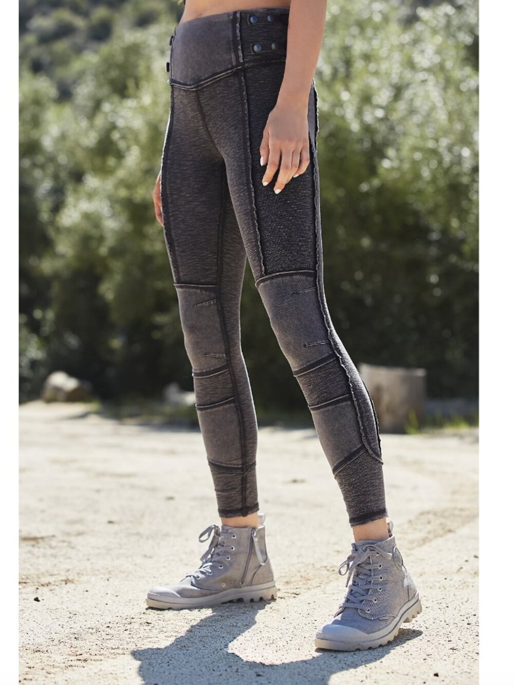 Free People Movement Catch Me If You Can Snap Button Leggings M Moto Patchwork